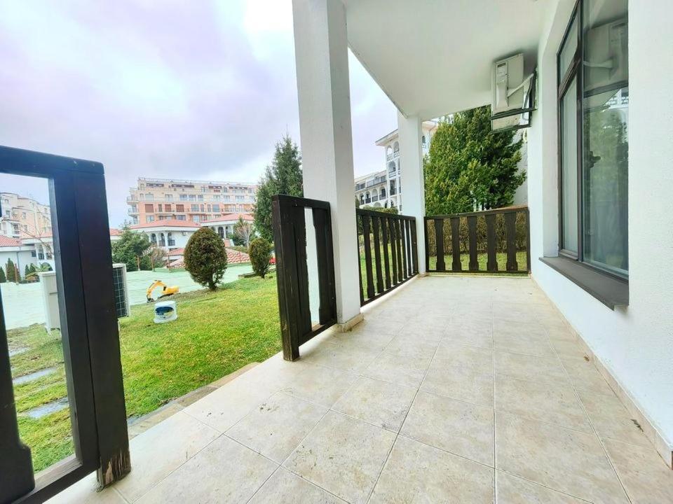 Kambani Arnel Apartment , Marina Sveti Vlas Exterior foto